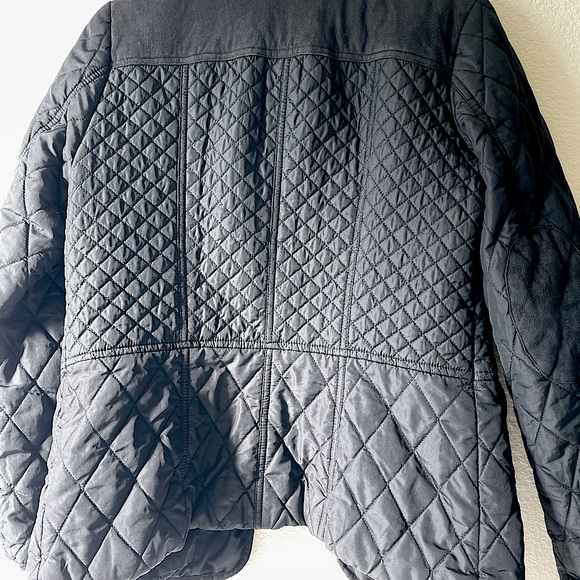 (2 for $20) Stylish quilted black jacket. Size 8 - Picture 5 of 9